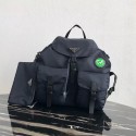 Imitation Prada Re-Nylon backpack 1BZ811 black&green Tl6233Xr29