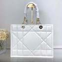 Replica MEDIUM DIOR ESSENTIAL TOTE BAG Calfskin M8721 WHITE Tl8082nB47