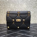 Replica VALENTINO GARAVANI Grained Calfskin Shoulder Bag 2B0I60 black Tl19348Ix66