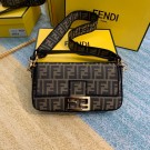 Knockoff FENDI fabric bag 8BR601 brown Tl13010Bt18