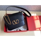 Luxury VALENTINO Origianl Leather Bag 0074L black Tl19569kp43