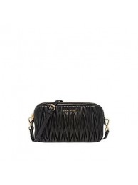 Best Replica miu miu Matelasse Nappa Leather Shoulder Bag 5BH539A black Tl18608zU69