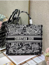 DIOR BOOK TOTE Black and white globe Embroidery M1286ZR Tl8632wn15