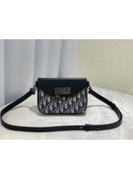 DIOR SMALL BOBBY BAG Embroidery C0978A black Tl8433Pu45