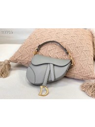 Dior SMALL SADDLE-TAS VAN KALFSLEER M0445CW GREY Tl8483iv85