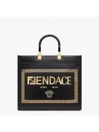 Fake Fendi Sunshine Medium Fendace Printed black leather Logo shopper 8BH386A Tl12615ny77