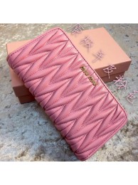 Fake miu miu Matelasse Nappa Leather Wallet MM30150 Pink Tl18634yQ90