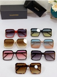 Fake Valentino Sunglasses Top Quality VAS00332 Tl20813xR88