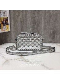 First-class Quality VALENTINO Rockstud leather camera cross-body bag 57367 silver Tl19647VJ28