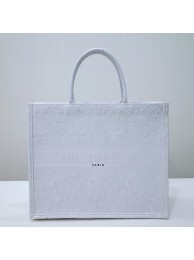 Imitation AAA DIOR BOOK TOTE Embroidery C1286-33 white Tl8203kf15