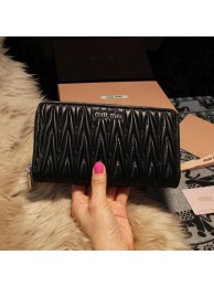 miu miu Matelasse Nappa Leather Wallet 5M1033 Black Tl18653Pu45