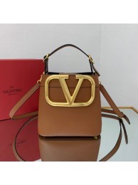 New VALENTINO calf leather handbag V0754 brown Tl19392Uf80